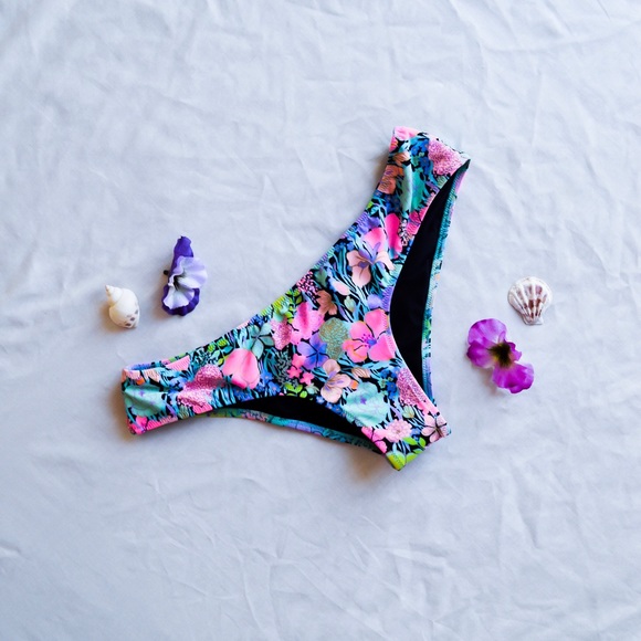 Victoria's Secret Other - Victoria’s Secret - Tropical, Neon, Bikini Bottoms